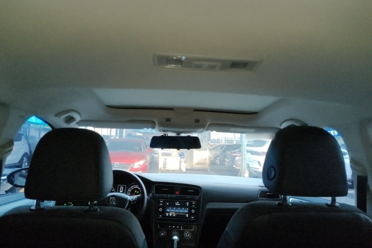 大众 高尔夫 2018款 1.6L 自动舒适型中控内饰22