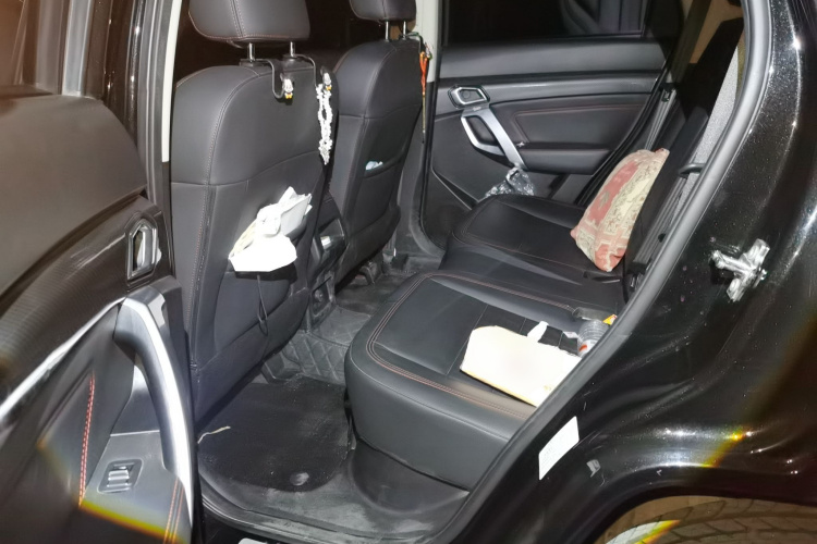 北京BJ20 2016款 1.5T CVT豪华型中控内饰21