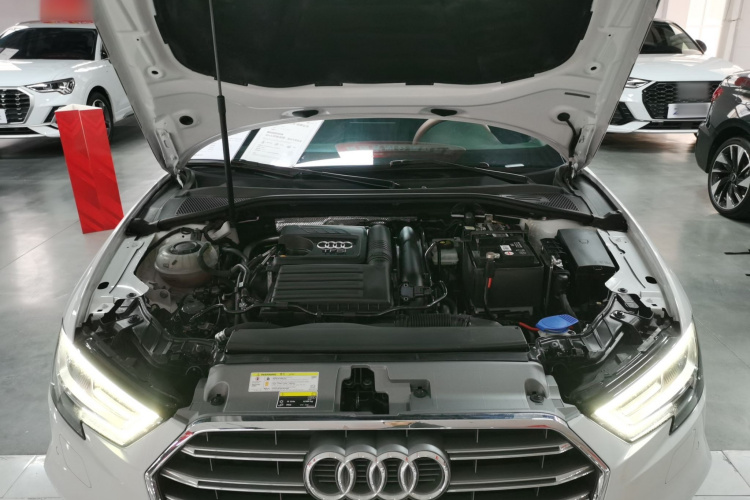 奥迪A3 2020款 Sportback 35 TFSI 时尚型 国VI机舱底盘24