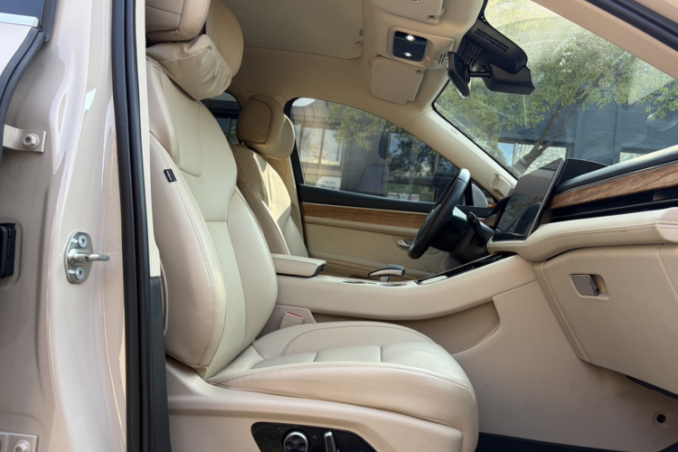 鸿蒙智行 问界M5 2022款 纯电后驱标准版局部细节41