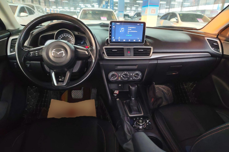 马自达3 昂克赛拉 2017款 三厢 1.5L 自动舒适型 国V中控内饰12