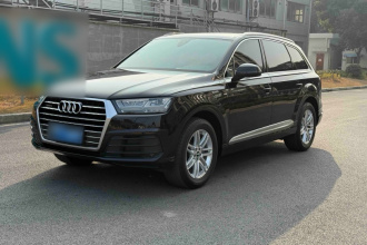 奥迪Q7 2019款 45 TFSI 舒适型
