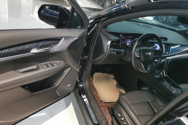 凯迪拉克XT6 2022款 2.0T 六座四驱豪华型中控内饰7003