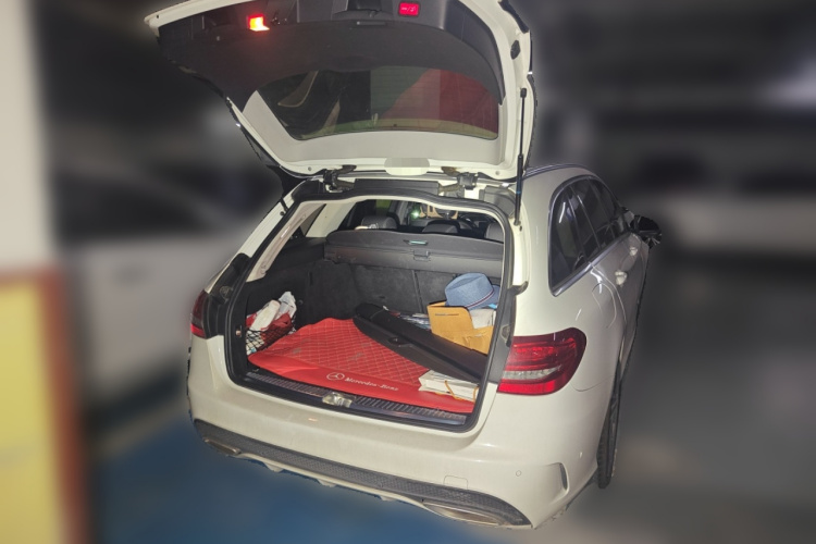 奔驰C级(进口) 2015款 C 200 旅行轿车局部细节23