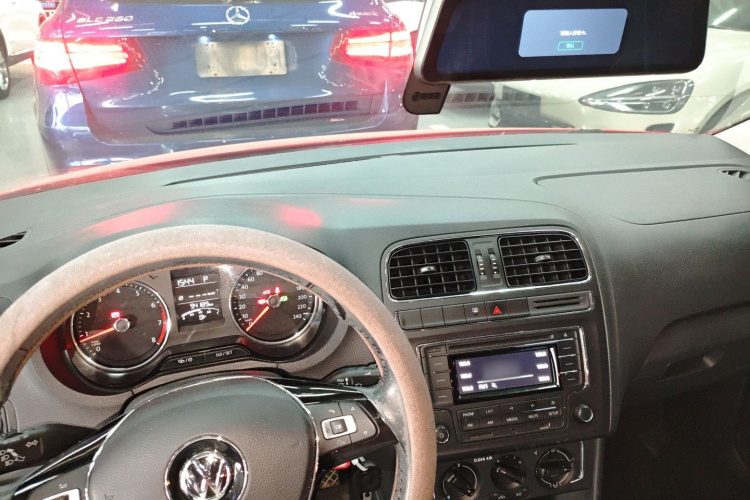 大众 Polo 2016款 1.6L 自动舒适型中控内饰7002