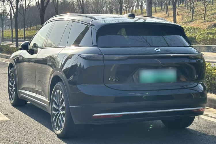 蔚来ES6 2024款 75kWh车身外观6004