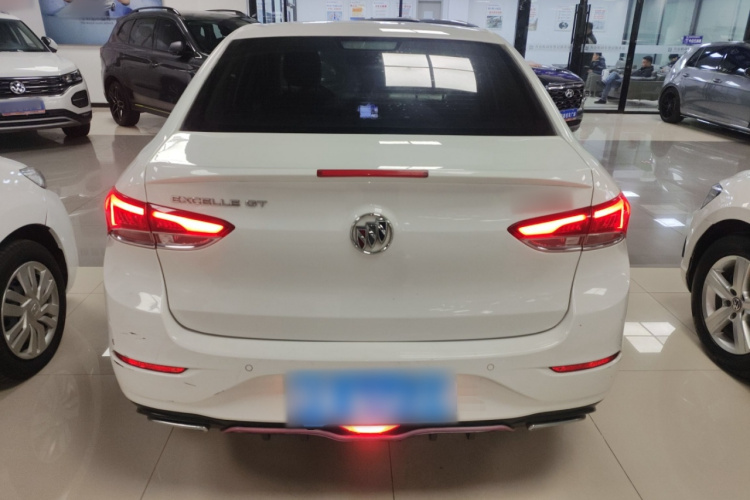 别克 英朗 2021款 1.3T 自动轻混动精英型车身外观6