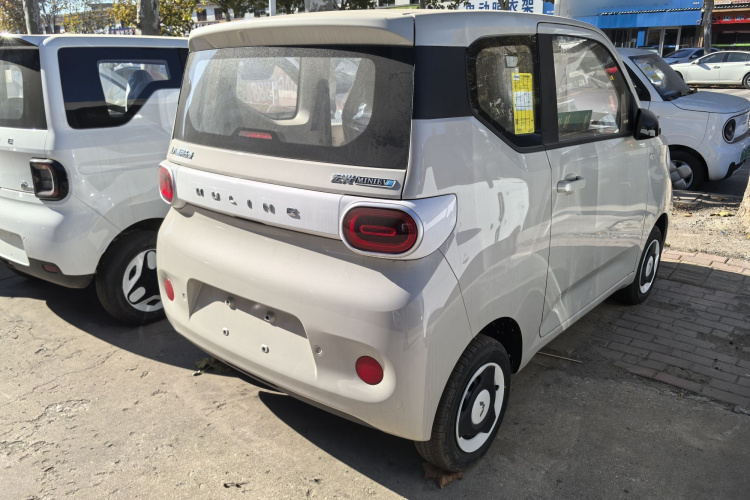 五菱汽车 宏光MINIEV 2024款 第三代 215km 青春版车身外观6003