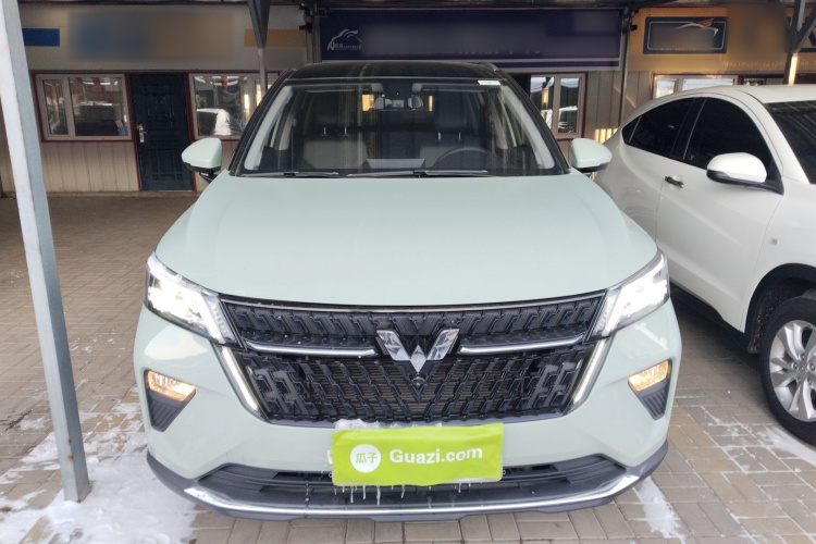 五菱汽车 五菱星辰 2022款 2.0L DHT电速款车身外观2