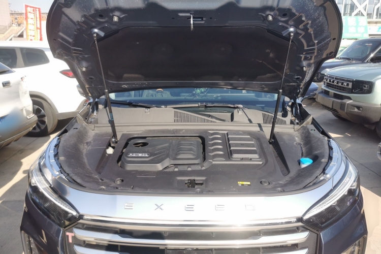 星途揽月 2021款 390T 两驱星耀版机舱底盘24