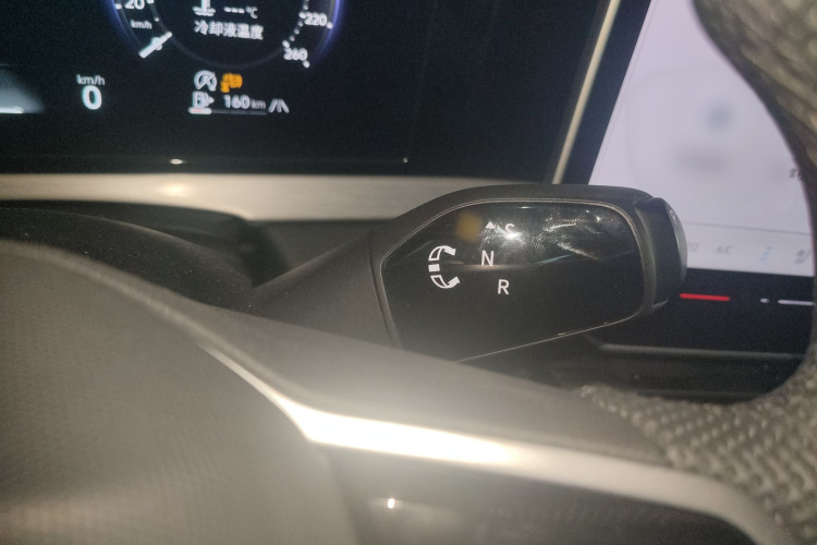 大众 帕萨特 2025款 Pro 380TSI 星空龙尊版局部细节18