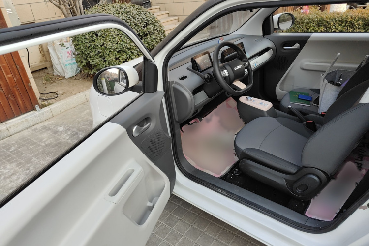 长安启源 长安Lumin 2023款 301km 蜜沁款中控内饰7003