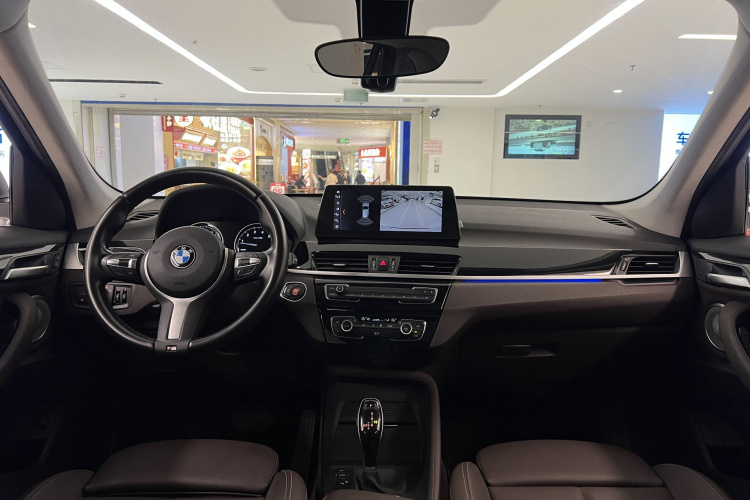 宝马X1 2022款 sDrive25Li 领先型中控内饰7008