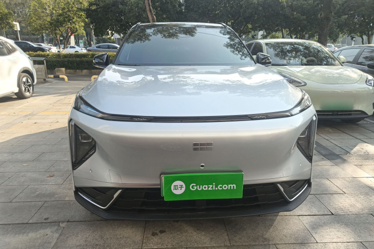 吉利银河 银河L7 2025款 EM-i 115km 探索+版车身外观2