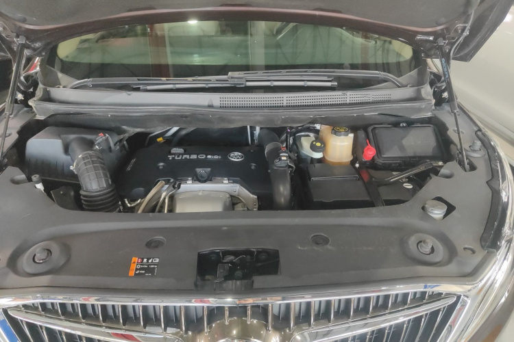 别克GL8 2017款 ES 28T 尊享型 国V机舱底盘24