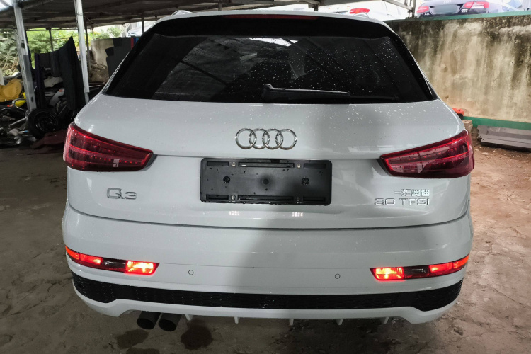 奥迪Q3 2018款 30 TFSI 时尚型典藏版车身外观6