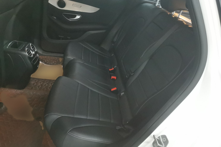 奔驰GLC 2021款 GLC 260 L 4MATIC 动感型中控内饰7004