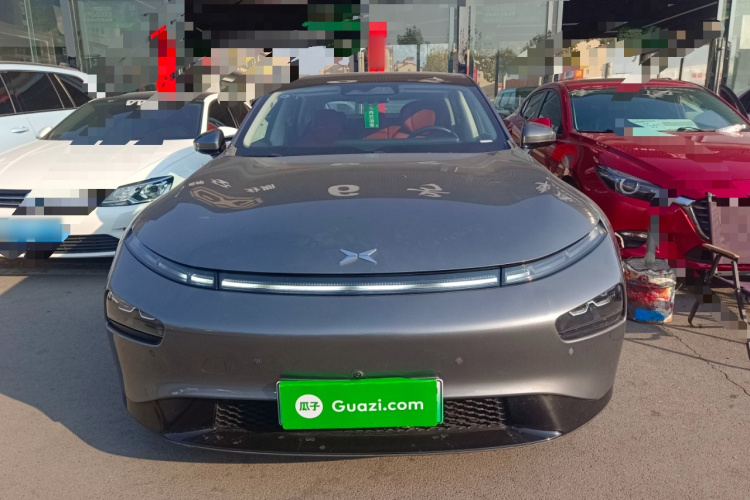 小鹏P7 2020款 670E车身外观2