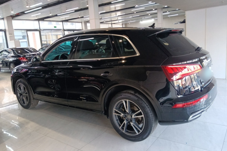 奥迪Q5L 2018款 45 TFSI 尊享时尚型 国VI车身外观4