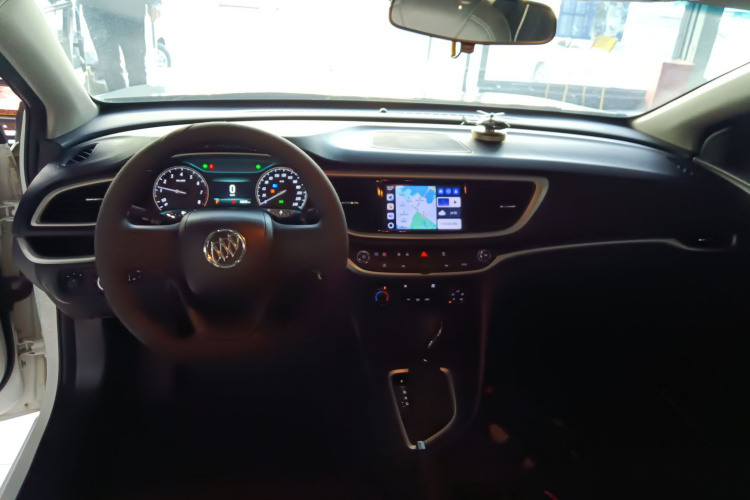 别克 英朗 2021款 1.3T 自动轻混动精英型中控内饰12