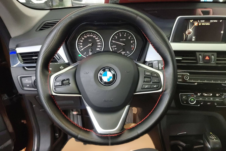 宝马X1 2016款 sDrive18Li 尊享型局部细节13