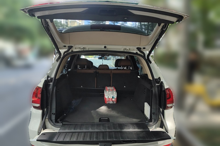 宝马X5(进口) 2014款 xDrive35i 领先型局部细节23