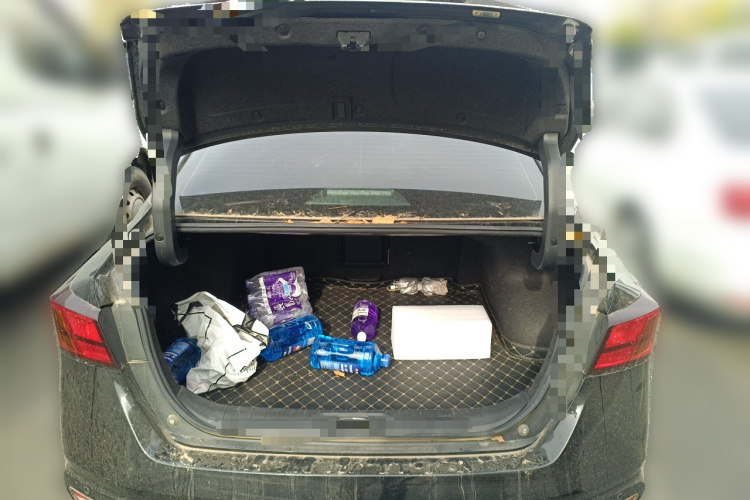 日产 天籁 2021款 2.0L XL 舒适版中控内饰23