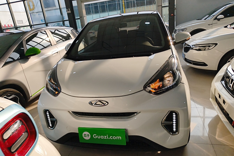 奇瑞 小蚂蚁 2022款 甜粉款 半糖版 磷酸铁锂 29.2kWh 30kW 301km车身外观2