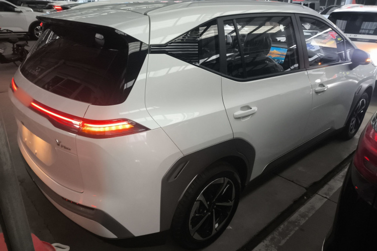 埃安 AION Y 2025款 Plus 510 智享版车身外观6005