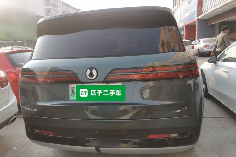 腾势N9 2025款 尊荣型车身外观6004