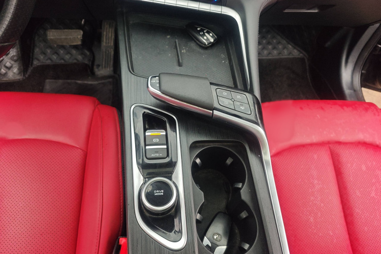 长安UNI-T 2020款 1.5T 旗舰型局部细节18