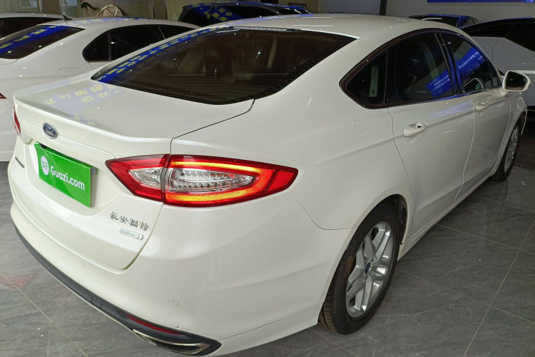 福特 蒙迪欧 2013款 1.5L GTDi180时尚型车身外观7