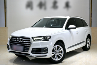 奥迪Q7 2016款 40 TFSI 舒适型