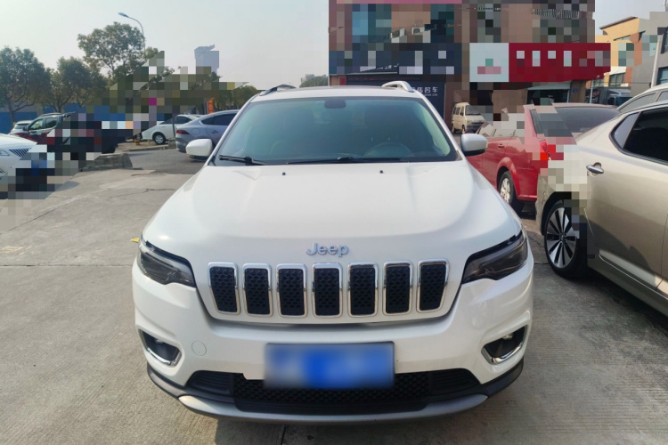 Jeep 自由光 2019款 2.0T 两驱智享版 国V车身外观2