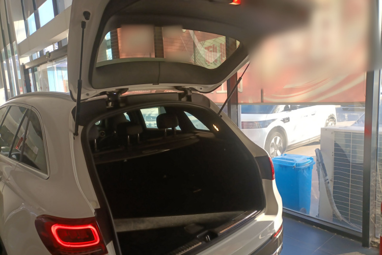 奔驰GLC 2020款 GLC 260 L 4MATIC 动感型局部细节23