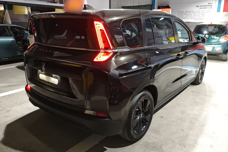 奔腾NAT 2022款 悦享出行 换电版 100kW 401km车身外观7