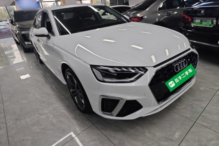 奥迪A4L 2024款 40 TFSI 时尚动感型车身外观3