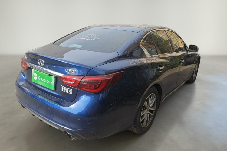 英菲尼迪Q50L 2018款 2.0T 舒适版 国VI车身外观7