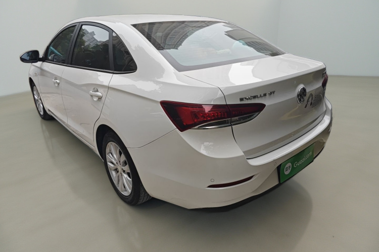 别克 英朗 2021款 典范 1.5L 自动精英型车身外观5