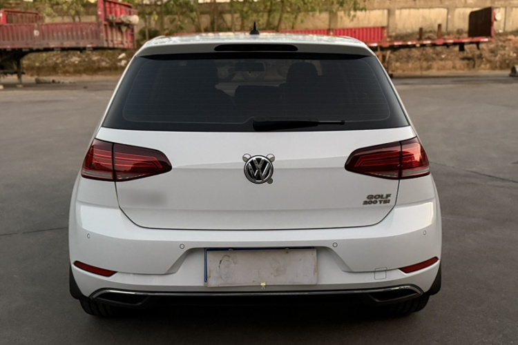 大众 高尔夫 2020款 200TSI DSG舒适进取版车身外观6002