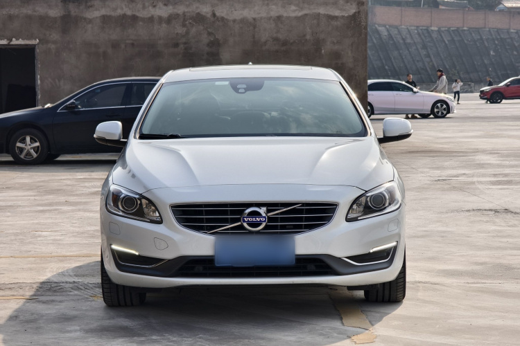 沃尔沃S60 2017款 S60L T4 智远版车身外观6004