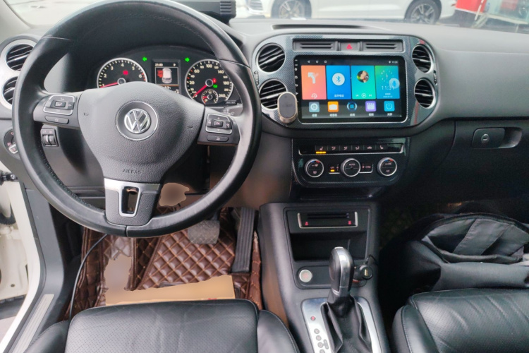 大众 途观 2015款 1.8TSI 自动两驱豪华型中控内饰12