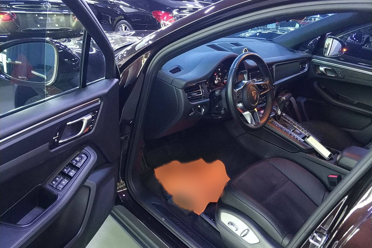 保时捷 2018款 Macan 2.0T中控内饰7003