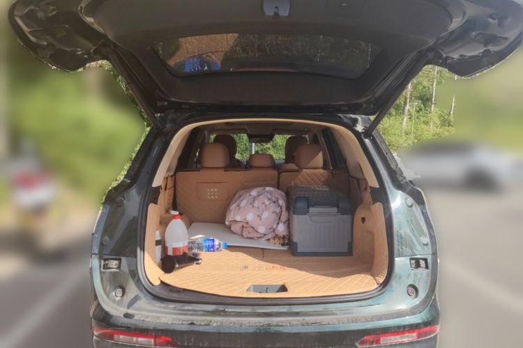 蓝电E5 PLUS 2025款 165km 长续航版PLUS 7座局部细节23