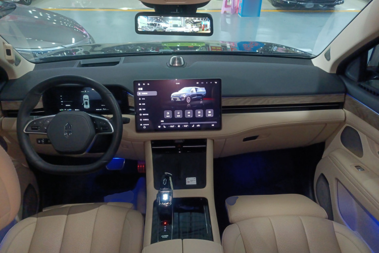 鸿蒙智行 问界M7 2022款 1.5T 四驱豪华版中控内饰7002