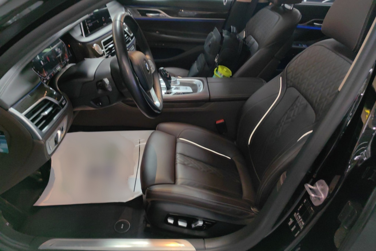 宝马7系 2019款 改款 730Li 豪华套装局部细节19