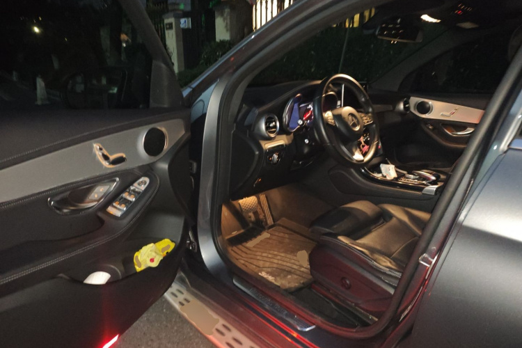 奔驰GLC 2016款 GLC 200 4MATIC中控内饰20