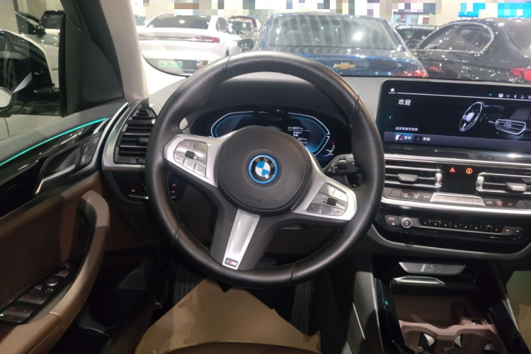 宝马iX3 2022款 领先型中控内饰13