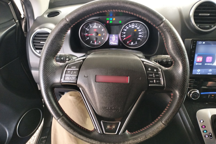 哈弗H6 2013款 升级版 2.4L 自动两驱精英型局部细节13