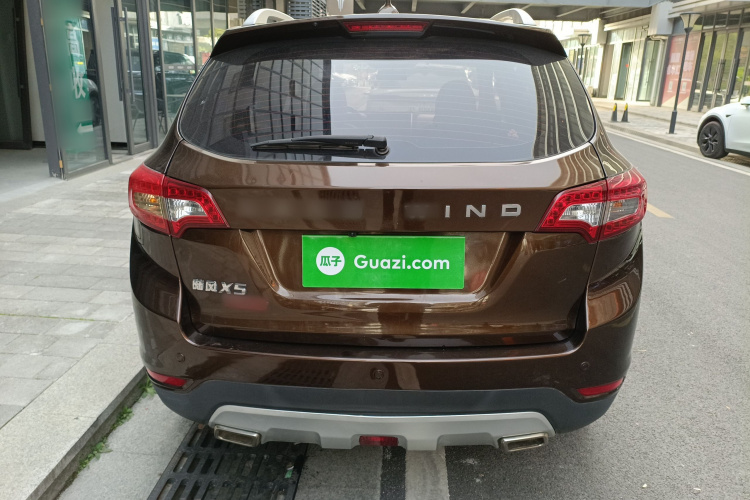 陆风X5 2016款 Plus 1.5T CVT创领版车身外观6004